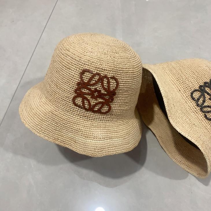 Hats & Beanies | Womens/Mens Bucket hat in raffia and calfskin Accessories Hats & Beanies